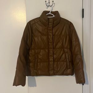 Only worn a couple times.